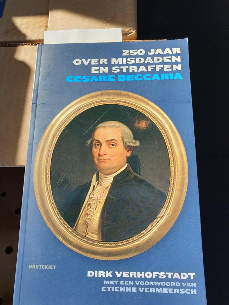 250 jaar over misdaden en straffen. Cesare BECCARIA, Livres, Philosophie, Comme neuf, Enlèvement ou Envoi