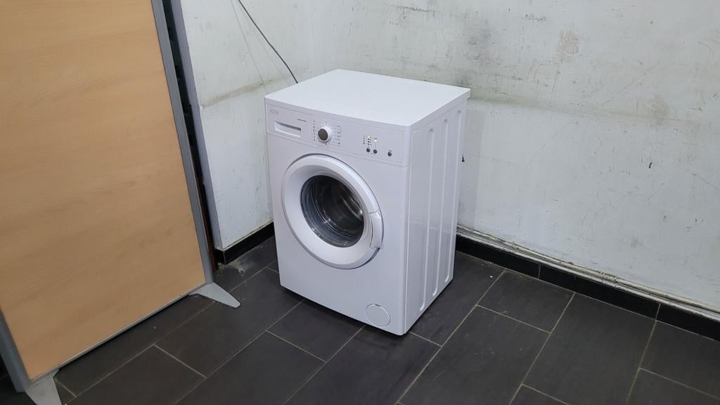 Wasmachine

Merk: INUVIK
Modell: I-WM6010VWA
Dimensies, Elektronische apparatuur, Ophalen of Verzenden, Zo goed als nieuw