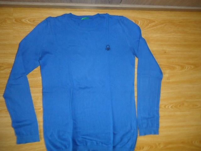 joli pull BENETTON pour garçon taille 164, Garçon, Enlèvement ou Envoi, Pull ou Veste, Comme neuf