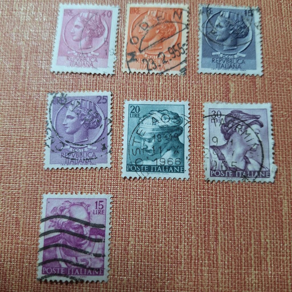 Italiaanse postzegels, Postzegels en Munten, Ophalen of Verzenden, Gestempeld