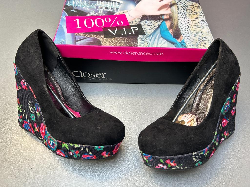 Chaussures noires fleuries Closer by Chaussea -Pointure 38*, Vêtements | Femmes, Neuf, Enlèvement ou Envoi, Noir, Closer