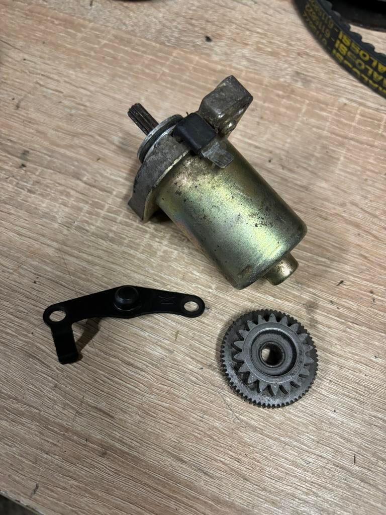 Minarelli Verticaal & Horizontaal complete start motor, Ophalen, Zo goed als nieuw