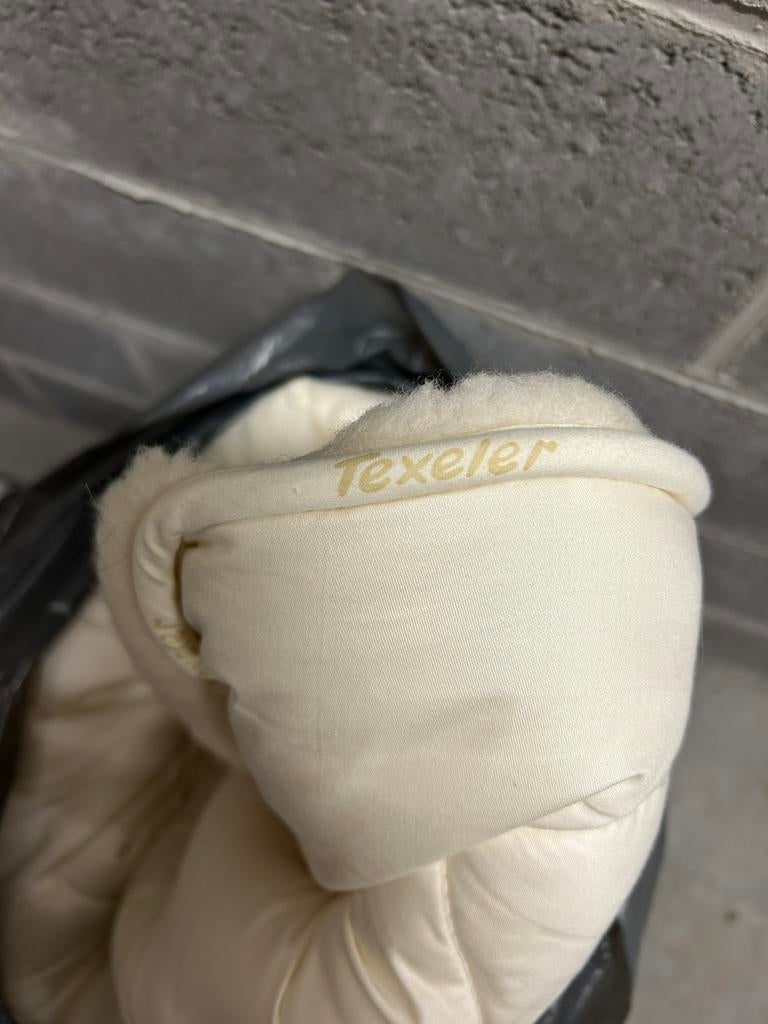 Plaid en laine de mouton, Beige, Enlèvement, Utilisé, Autres types