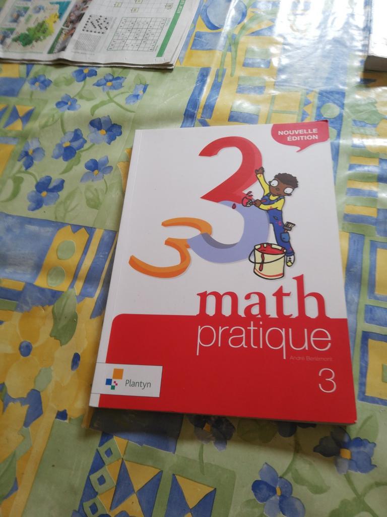 Math pratique. 3e primaire., Enlèvement ou Envoi, Comme neuf, Primaire