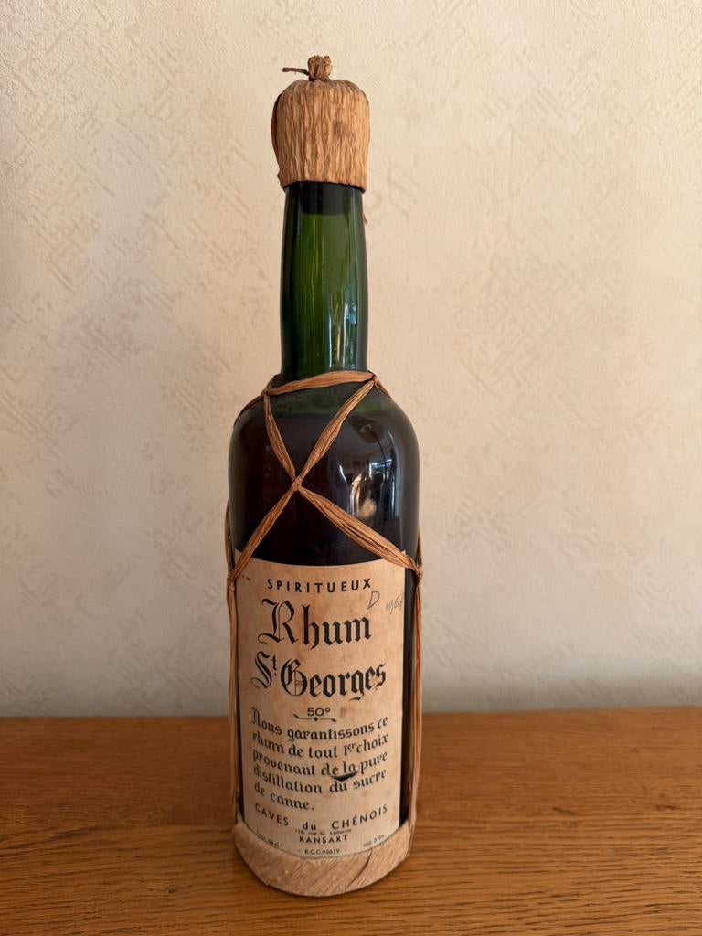 Zeldzame, authentieke fles Rhum St. Georges, Ophalen, Zo goed als nieuw