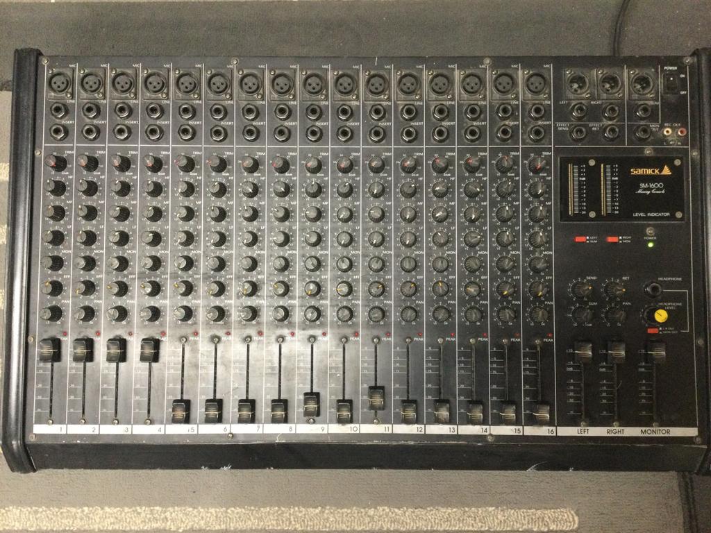 Mengtafel Samisch SM - 1600 te koop, Ophalen, Gebruikt