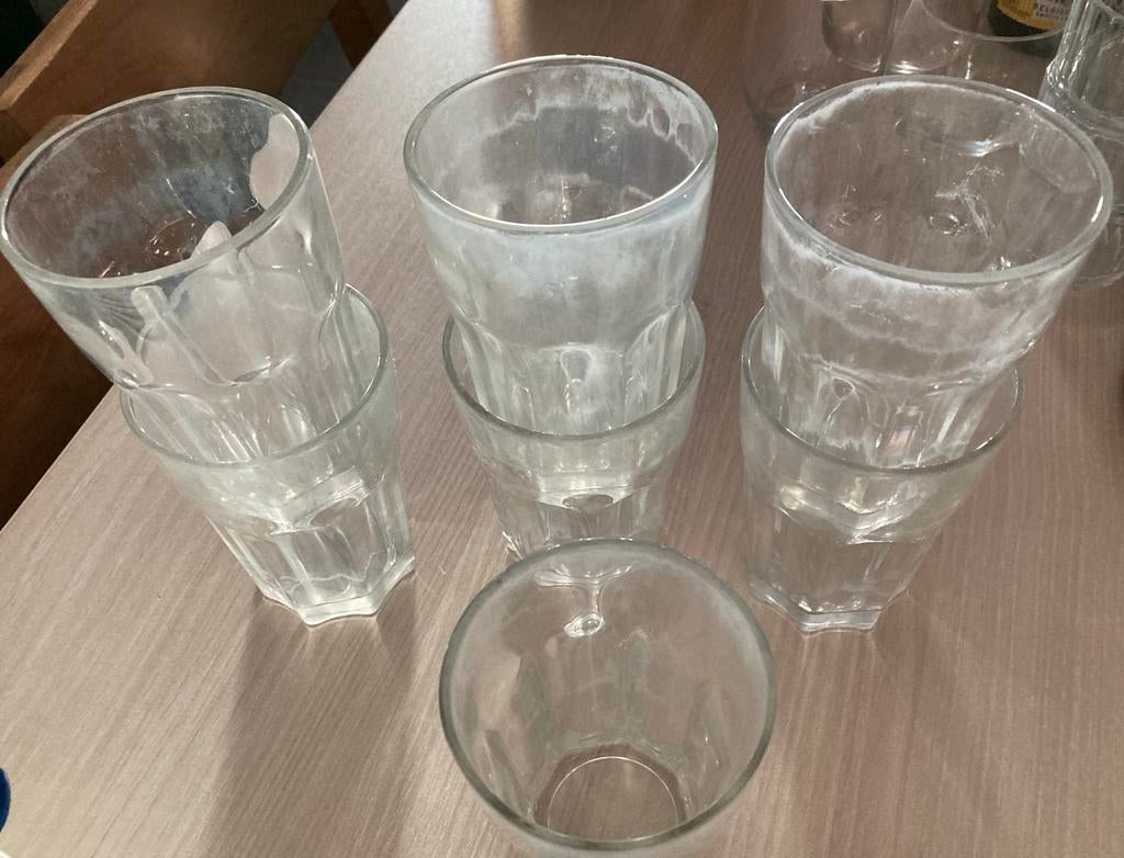 Gratis glazen  - dikke glazen - 7 stuks, Verzamelen, Ophalen, Gebruikt