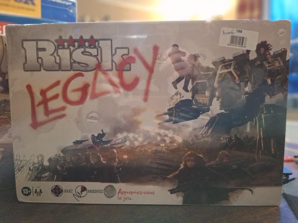 RISK LEGACY GLOEDNIEUW VERZEGELD, Hobby en Vrije tijd, Gezelschapsspellen | Bordspellen, Vijf spelers of meer, Ophalen of Verzenden