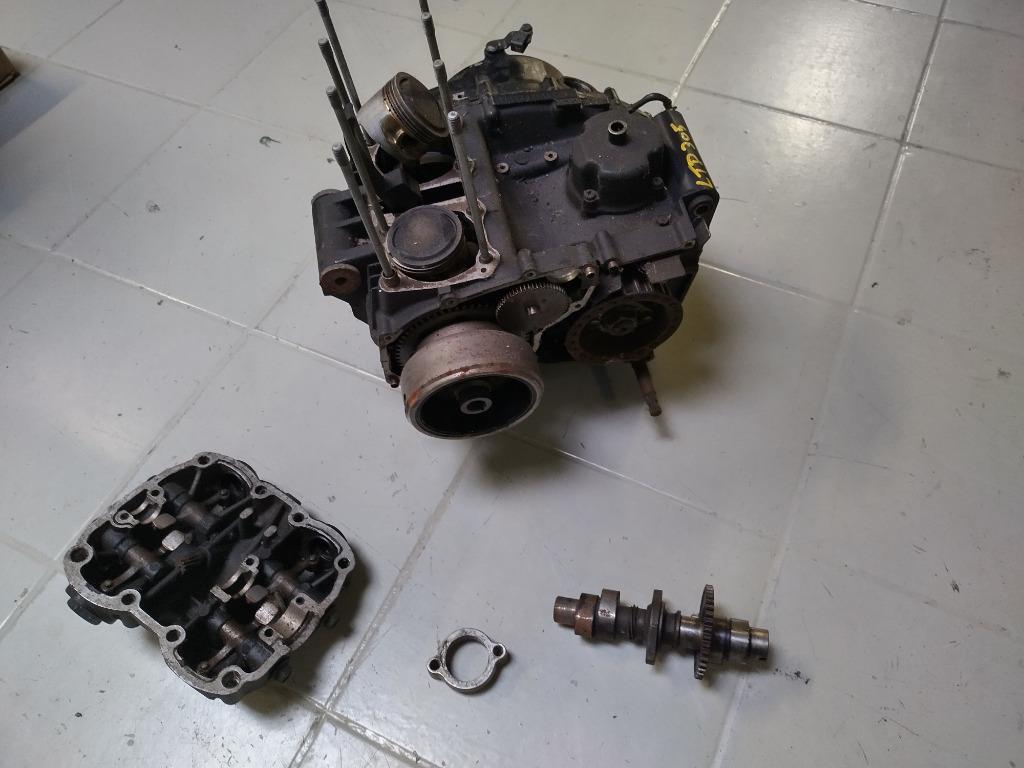 kawasaki kz 305 / z 305 en ltd 305 motorblok, Motos, Enlèvement ou Envoi, Utilisé