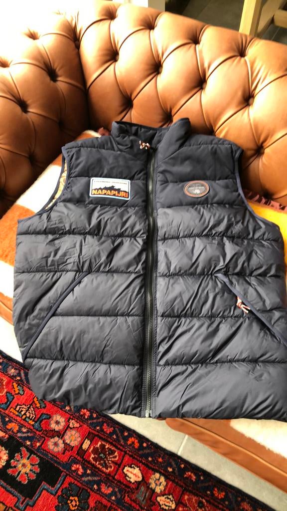 NAPAPIJRI Doudoune sans manche neuve XL, Neuf, Enlèvement ou Envoi, Taille 56/58 (XL), Napapijri