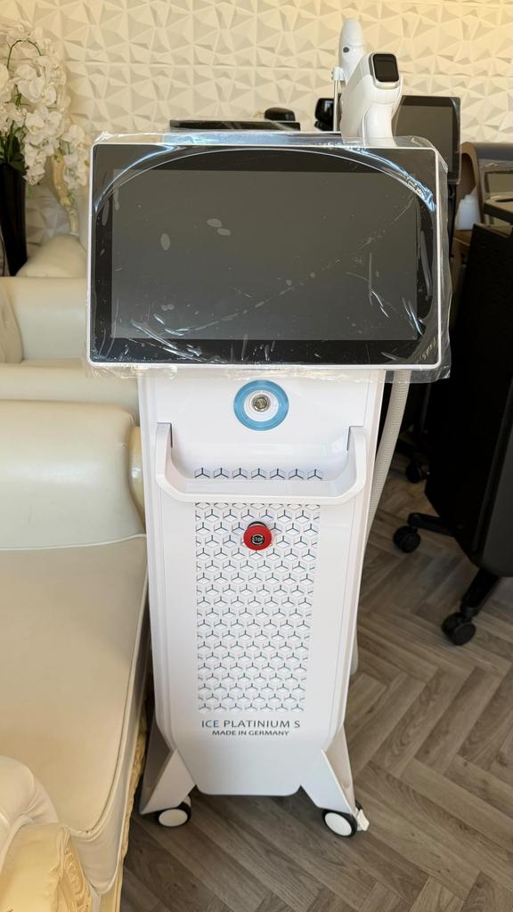 Machine laser diode, epilation, made in Germany, Enlèvement, Comme neuf