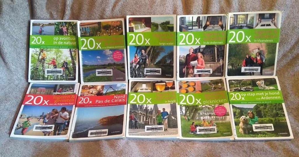 diverse boekjes 20 x logeren, wandelen, fietsen, proeven.., Ophalen of Verzenden