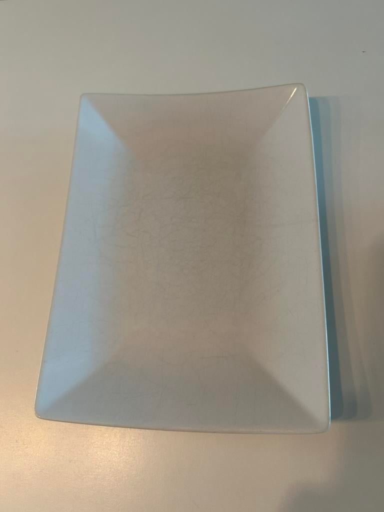 Borden Ikea, Huis en Inrichting, Keuken | Servies, Ophalen, Zo goed als nieuw, Bord(en)
