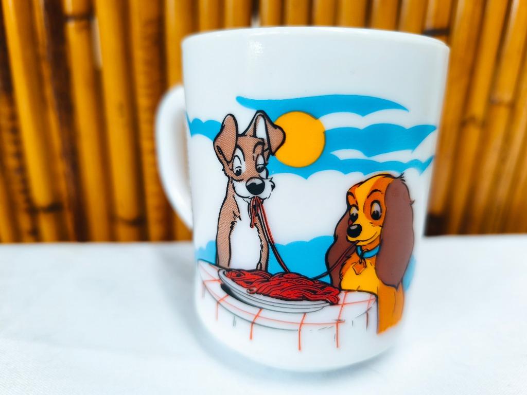 Vintage mok van Arcopal Lady and the Tramp uit 1990, Disney, Ophalen of Verzenden, Overige figuren, Gebruikt, Overige typen