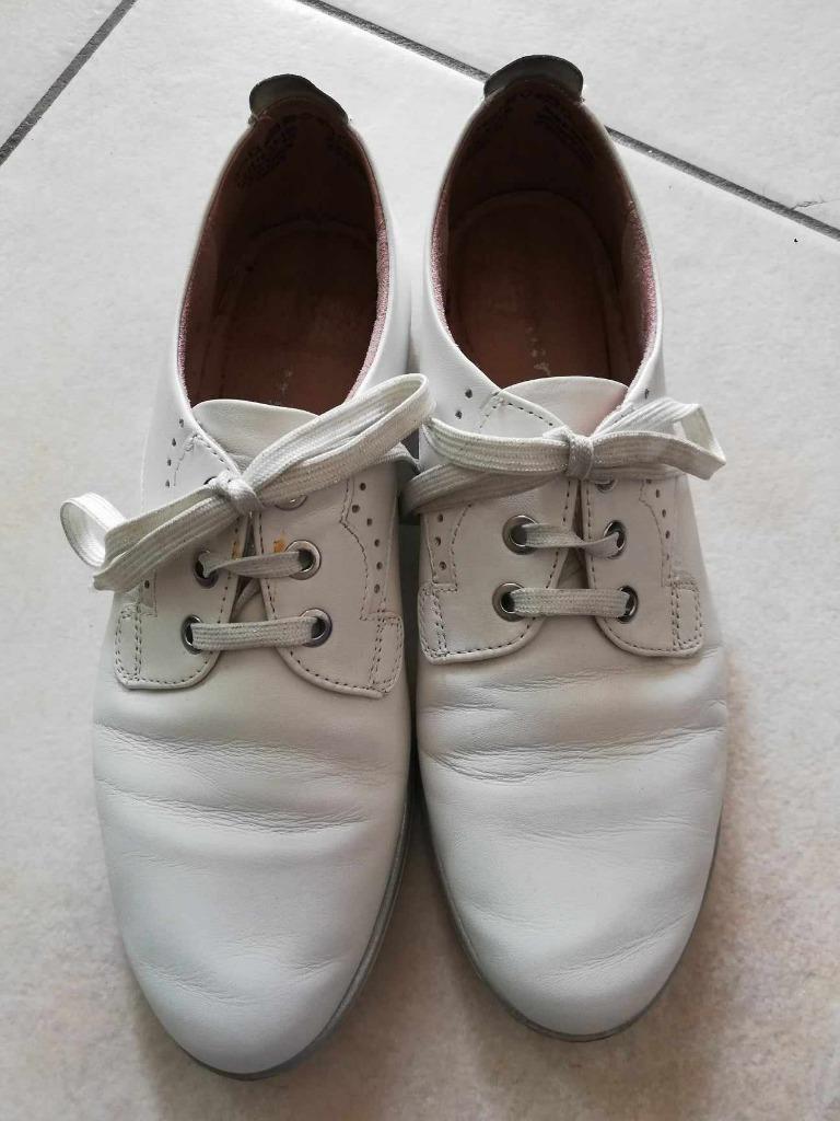 Baskets blanches à lacets Tamaris P39, Vêtements | Femmes, Tamaris, Enlèvement ou Envoi, Sneakers et Baskets, Comme neuf