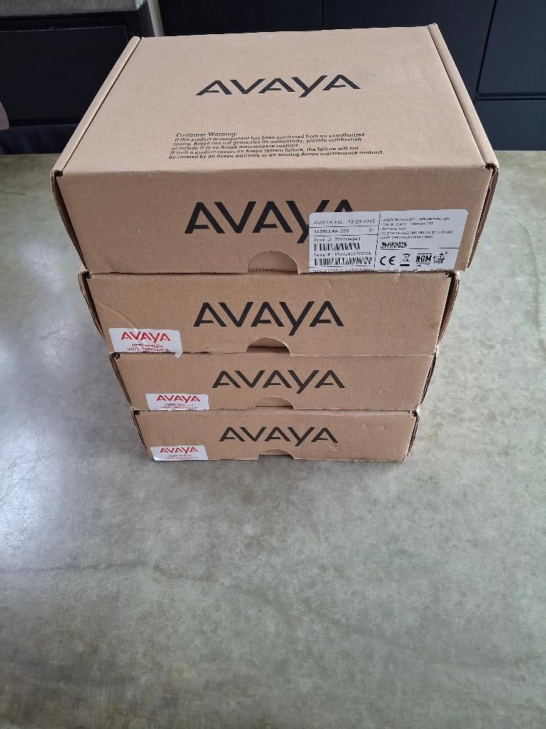 4 maal Avaya 1408 telefoon nieuw in de doos, Telecommunicatie, Telefooncentrales, Ophalen, Nieuw