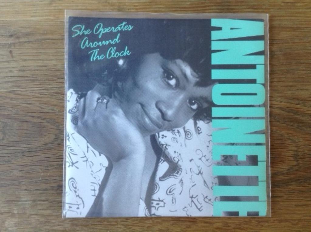 single antoinette, CD & DVD, Vinyles Singles, Enlèvement ou Envoi, 7 pouces, Hip-hop et Rap, Single
