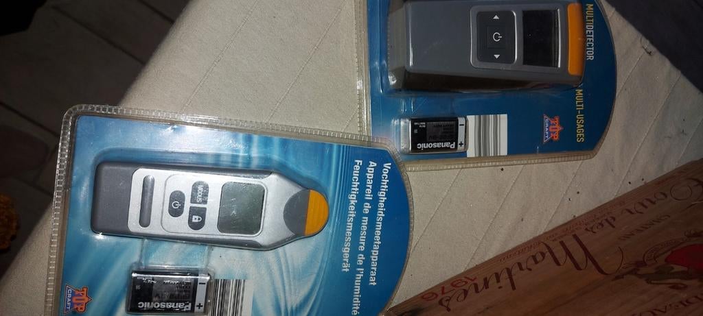 2 meters .multimeter en vochtmeting..nieuw, Ophalen of Verzenden, Multimeter