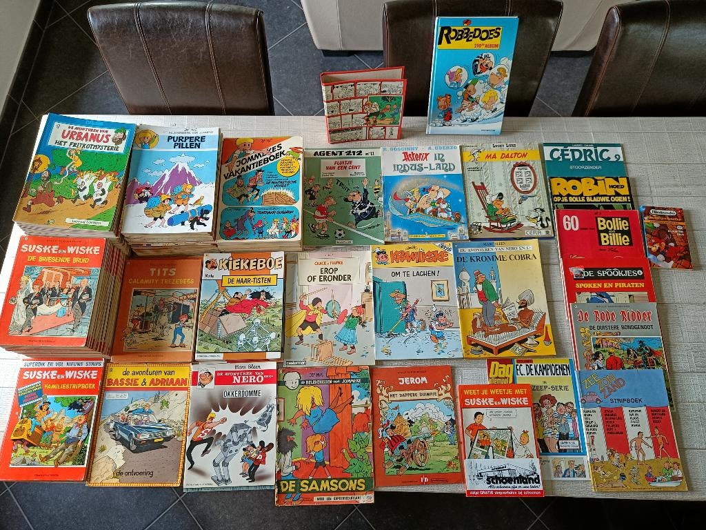 153 oude strips - verkocht in 1 partij, Meerdere stripboeken, Ophalen of Verzenden, Gelezen