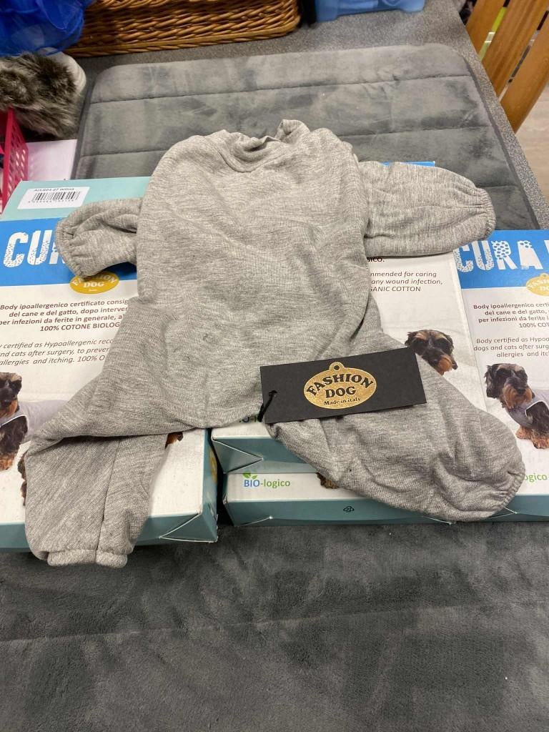 Anti allergische pakjes van Cura aan outlet., Dieren en Toebehoren, Hondenkleding, Ophalen of Verzenden, Nieuw, Hondenkostuum