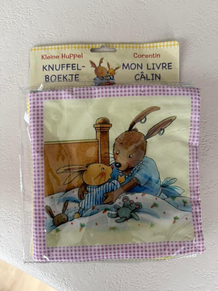Kleine Huppel knuffelboekje, 6 à 12 mois, Enlèvement ou Envoi, Neuf, Livre à déplier, à toucher ou à découvrir