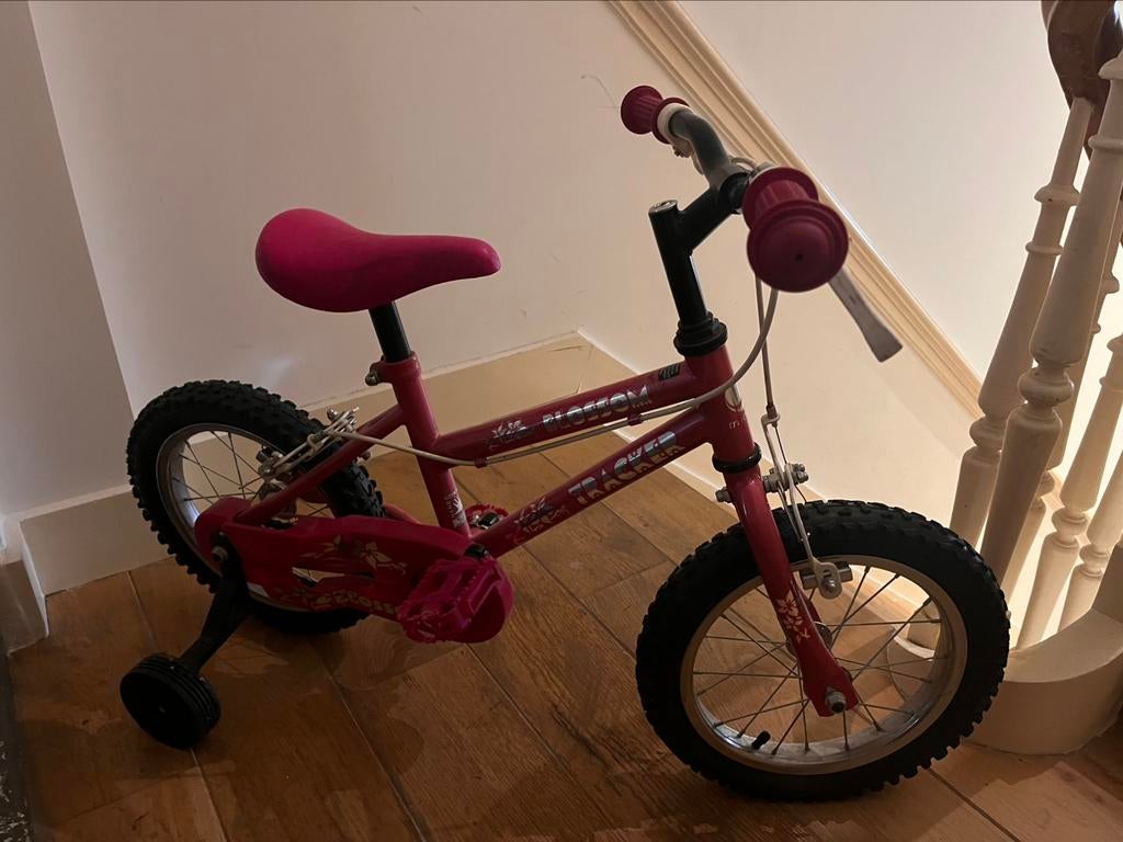 vélo adapté pour les enfants de 4-6 ans, Fietsen en Brommers, Fietsen | Kinderfietsjes, Gebruikt, Ophalen