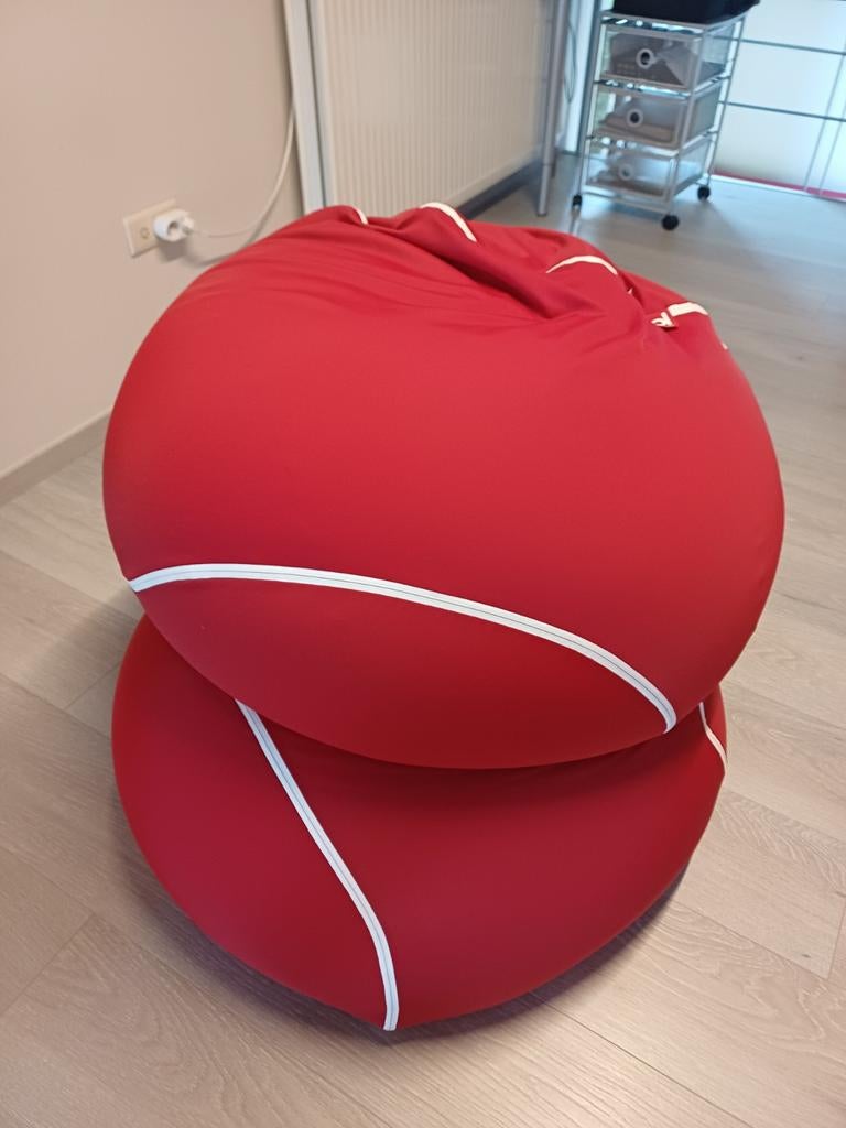 2 Poufs rouges Thebool, Maison & Meubles, Enlèvement