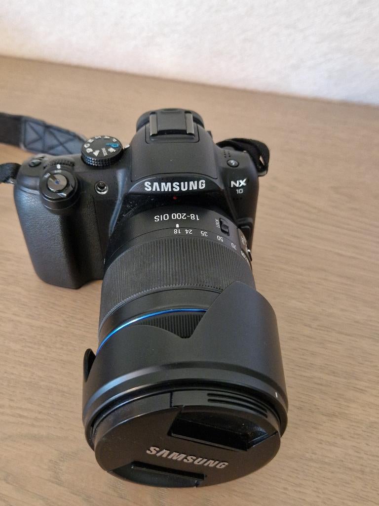 Samsung NX 10 met lenzen, Audio, Tv en Foto, Ophalen, 14 Megapixel, Gebruikt, Compact