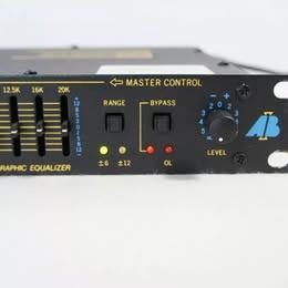 Lenco MP 3 grafische equalizer met draaitafel, Verzenden, Zo goed als nieuw