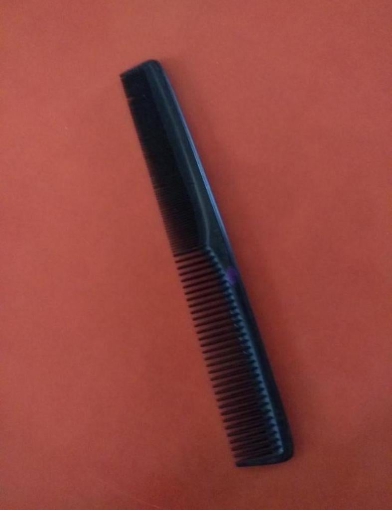 Peigne Hercules -> 5€ frais de port inclus, Bijoux, Sacs & Beauté, Beauté | Soins des cheveux, Enlèvement ou Envoi, Comme neuf