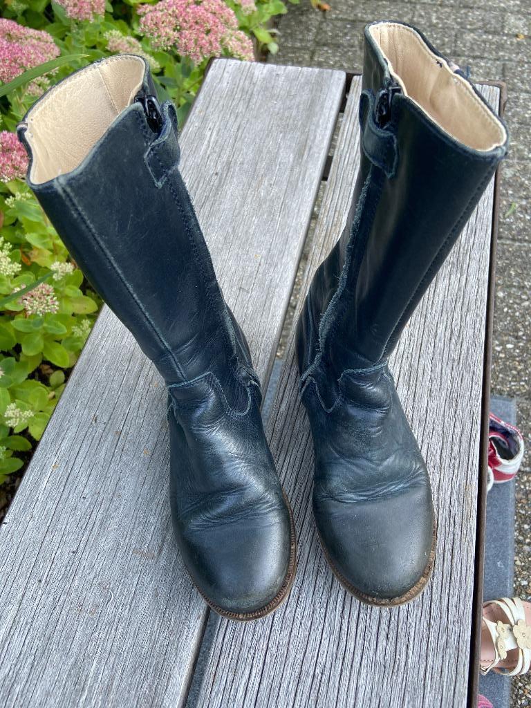 Laarzen in donkerblauw leder. Merk: Geox. M.28, Kinderen en Baby's, Babykleding | Schoentjes en Sokjes, Gebruikt, Meisje, Laarsjes