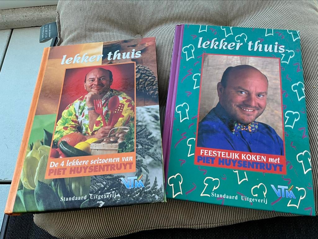 2 kookboeken van Huysentruyt - 6 De 4 lekkere seizoenen, Enlèvement ou Envoi, Comme neuf, Huysentruyt