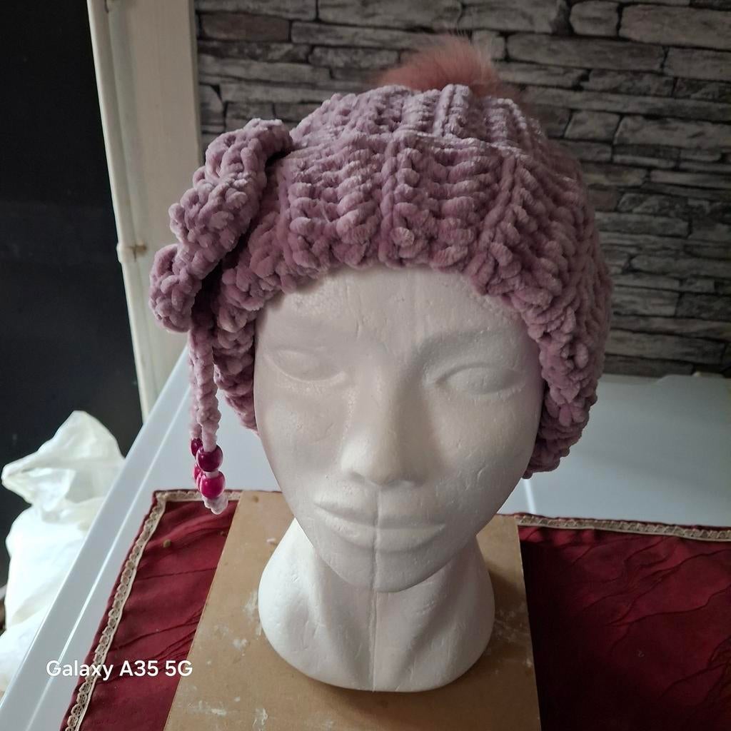 Floere licht paarse muts voor tienermeisje of dames, Kleding | Dames, Ophalen of Verzenden, Nieuw, Muts