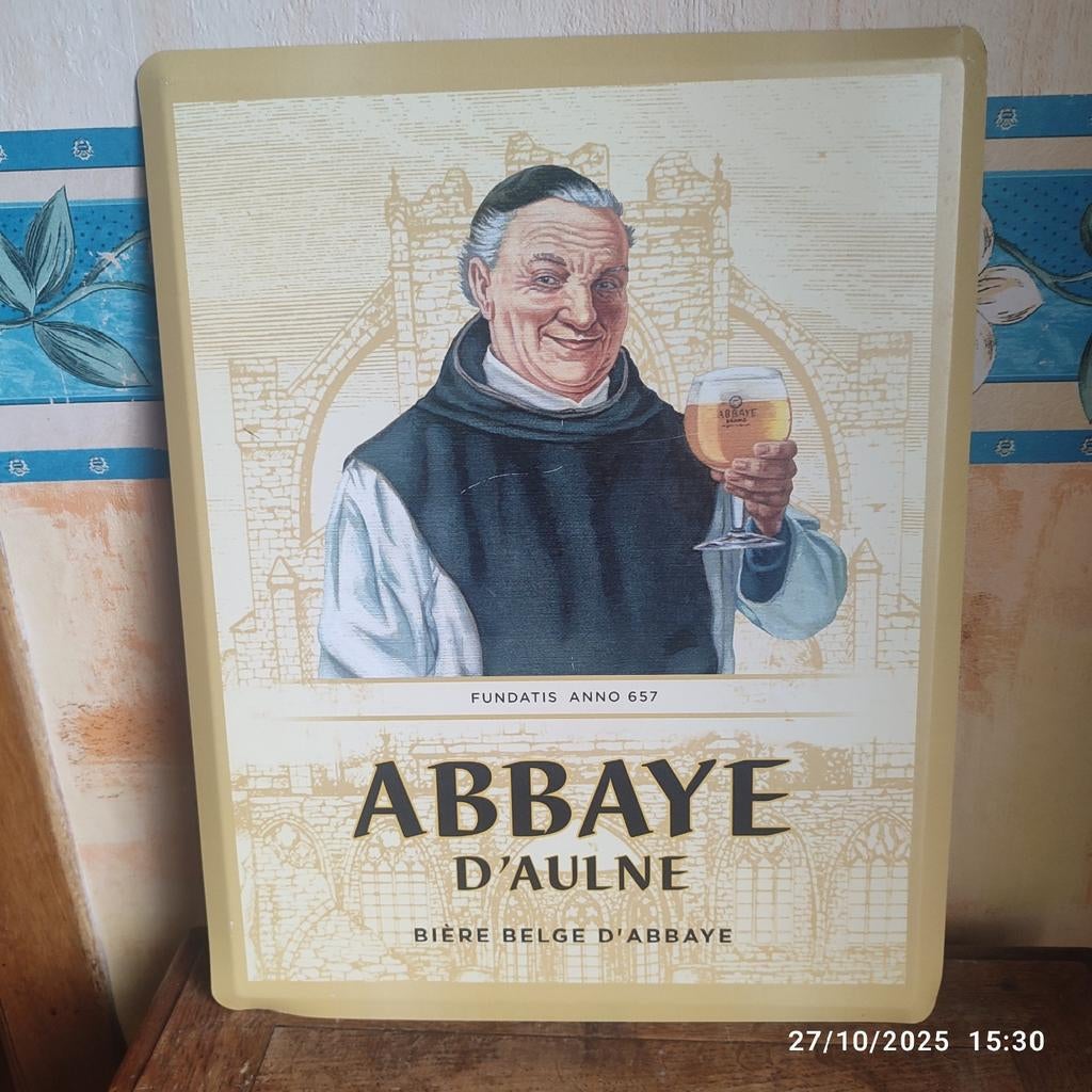Plaque en métal .
Bière ABBAYE. D'AULNE ., Collections, Enlèvement ou Envoi, Utilisé, Panneau, Plaque ou Plaquette publicitaire