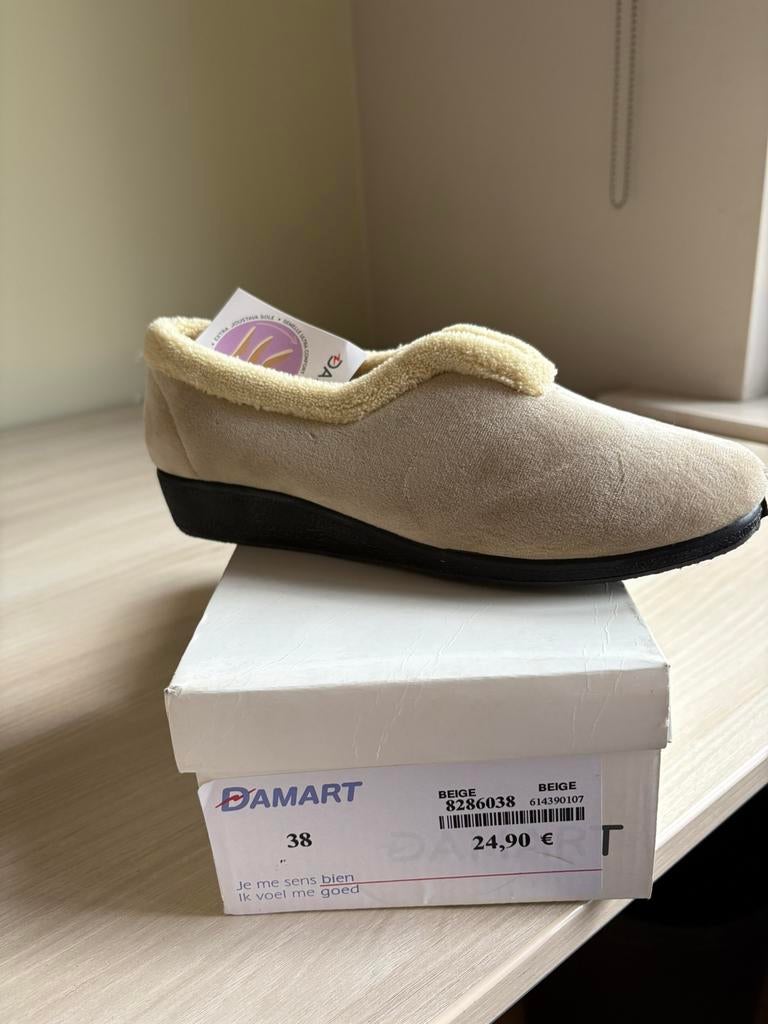 Pantoufles Damart pour femmes, Neuf, Beige, Enlèvement, Pantoufles