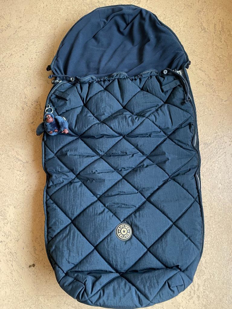 NIEUW - Kipling - grote voetenzak - GRATIS 2 Kipling aapjes, Enlèvement ou Envoi, Neuf, Autres marques, Couverture pieds