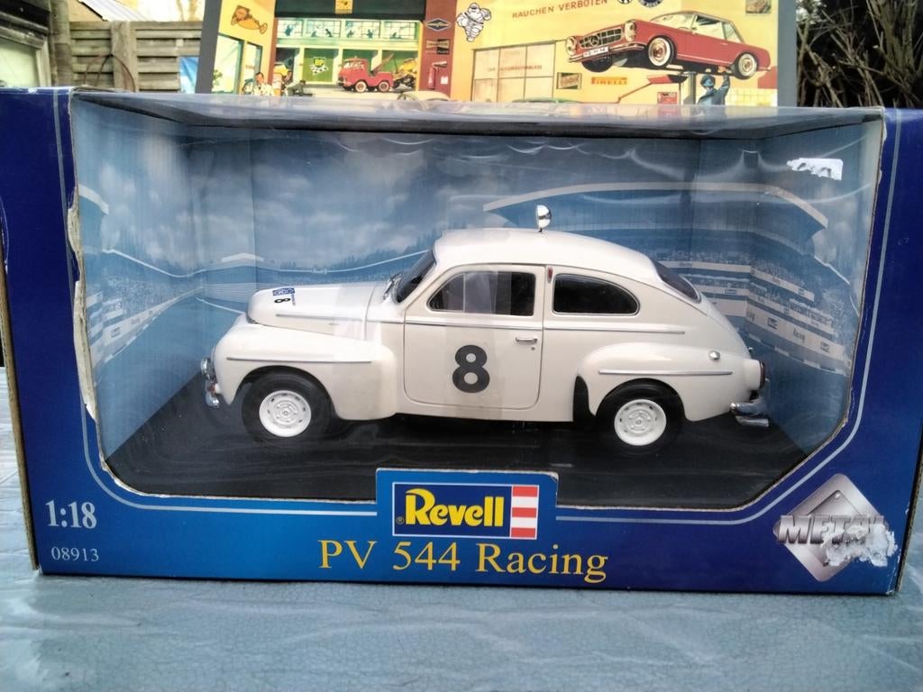 Volvo P 544 van revell, Ophalen, Revell