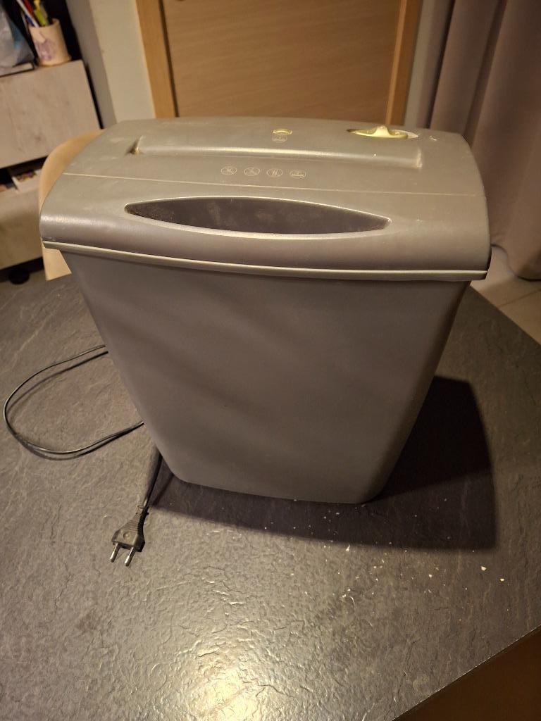 Papierversnipperaar fellowes p500-2, Ophalen