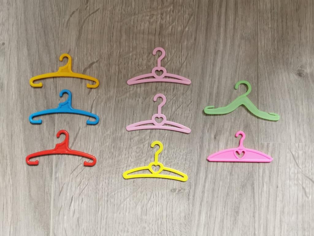 Barbie kapstokken, Kinderen en Baby's, Speelgoed | Poppen, Ophalen of Verzenden, Zo goed als nieuw, Barbie