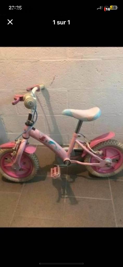 Vélo Disney + petites roue avec  ( la petite sirène), Enlèvement, Comme neuf