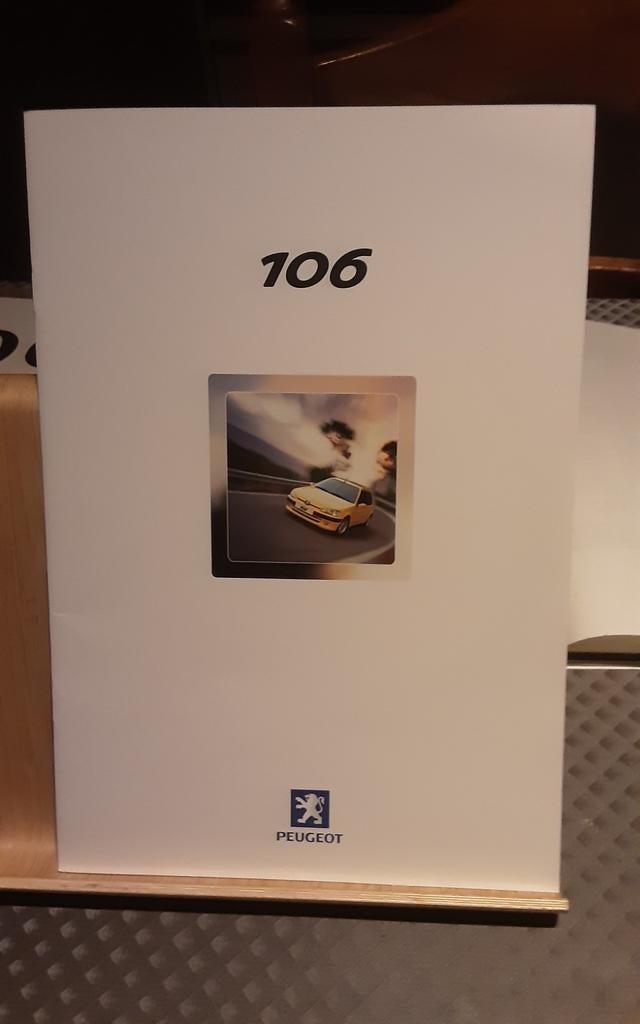 PEUGEOT 106 brochure, Livres, Autos | Brochures & Magazines, Enlèvement ou Envoi, Comme neuf, Peugeot