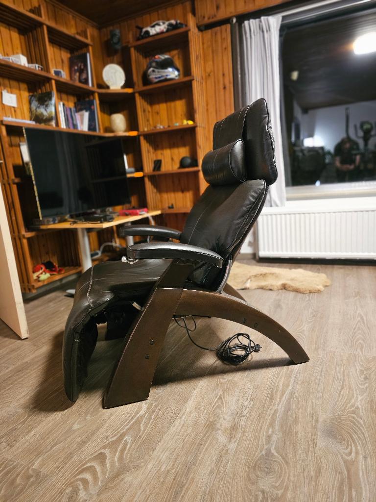 Zero gravity elektrisch stoel, Huis en Inrichting, Eenpersoons, Leer, Ophalen of Verzenden, Zo goed als nieuw