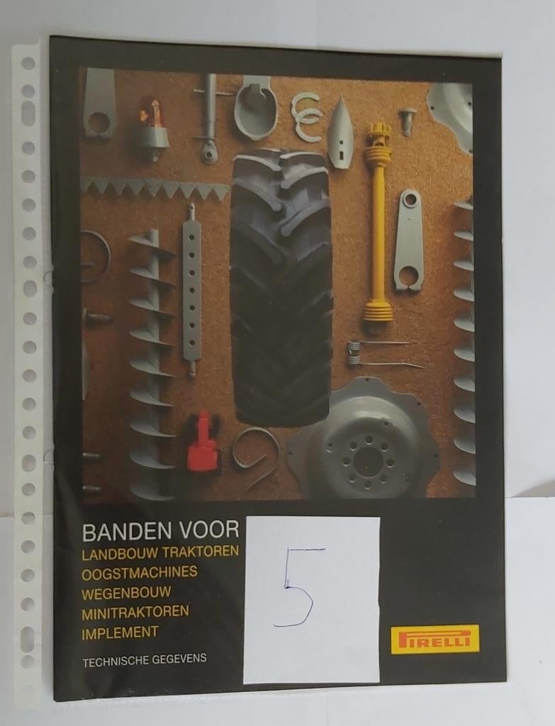 Brochure agricole des données techniques des pneus Pirelli., Enlèvement ou Envoi, Comme neuf, Dépliant