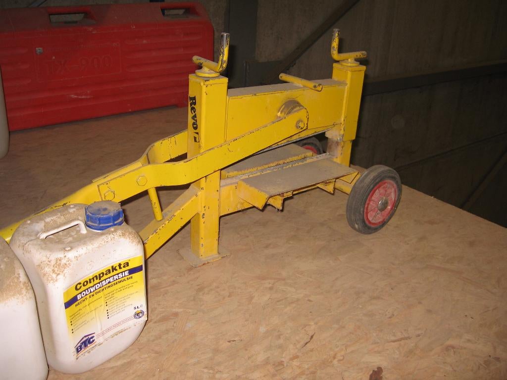 klinkerknipper, Ophalen