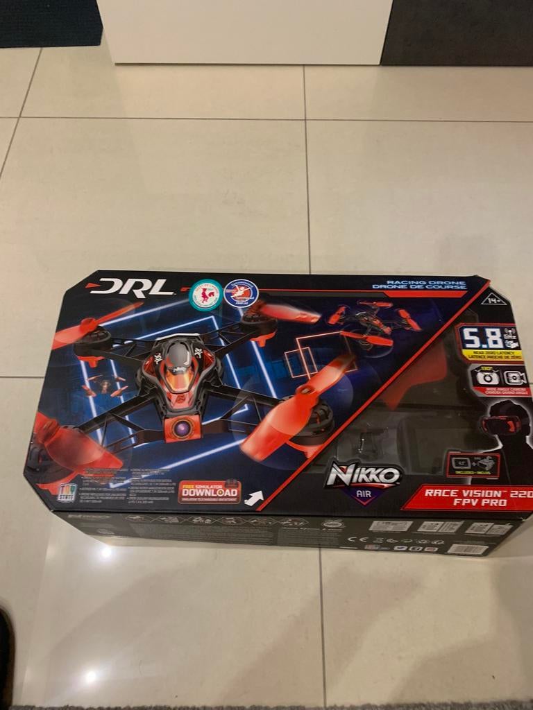 NIKKO Nikko 8996 R/C Air Elite Racer 220 Auto, Enlèvement, Comme neuf, Électro, RTR (Ready to Run)