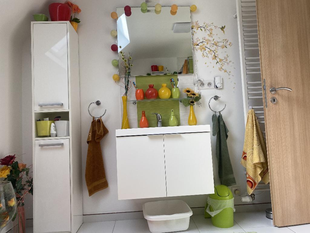 Voir et l'avenir. Miroir de salle de bain avec rétroéclairé, Enlèvement, Comme neuf, Autres types