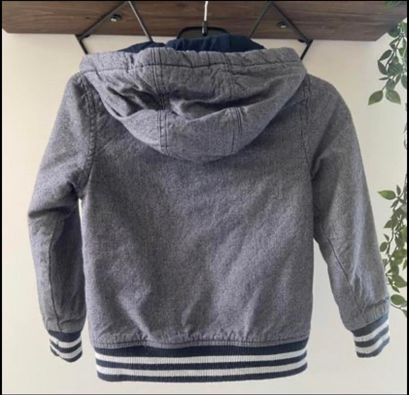 Veste mi saison à capuche - 6 ans - 17€, Comme neuf, Garçon, Pull ou Veste