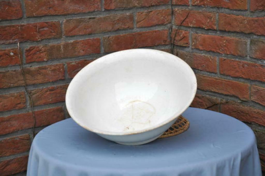 §bassin faience blanche boch, Enlèvement ou Envoi
