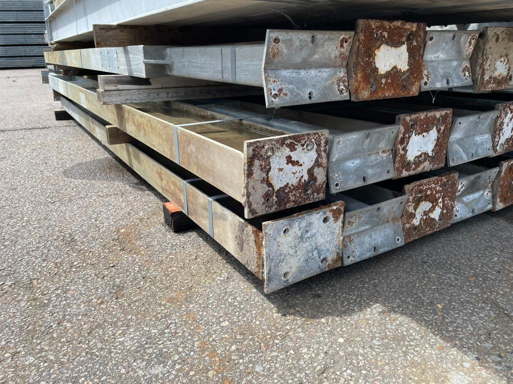 Stalen IPE 180 binten | Lengte: 3.74 meter | Gegalvaniseerd, Ophalen of Verzenden