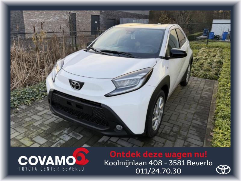 Toyota Aygo X Aygo X MID 5 Door Hatchback 1.0L 3 Cylinder 5, 4 deurs, Euro 6, 999 g/km, Wit
